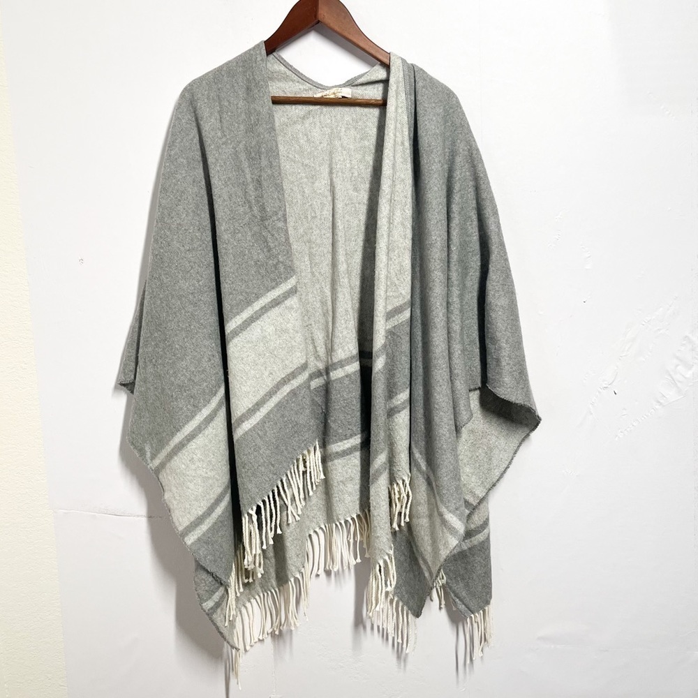 Cristine Chiti Poncho Wrap Made in Italy Gray plaid